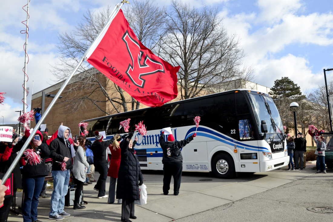 YSU Penguins get rousing send-off to championship game | News, Sports ...